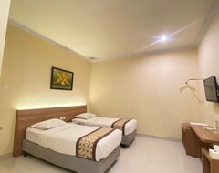 Hotel Riverstone And Cottage (Malang, Indonesia)