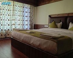 Khách sạn The Posh Residency (Pahalgam, Ấn Độ)