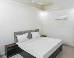 Oyo 85979 Hotel Rs (Pataudi, Indien)