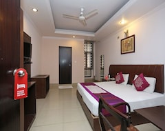 OYO 3697 Hotel Rivieraa (Rudrapur, India)