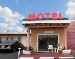Tropic Motel Lancaster (Lancaster, ABD)