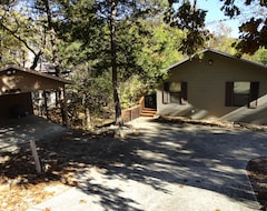 Cijela kuća/apartman Hojo'S Cabin-Lakefront Home In A Private Setting-Marina Nearby (Garfield, Sjedinjene Američke Države)