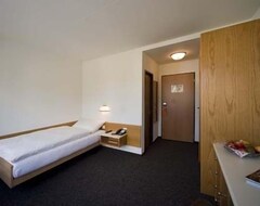 Hotel Oasis (Mutije, Švicarska)