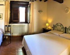 Hotel Agriturismo Camiano Piccolo (Montefalco, Italy)