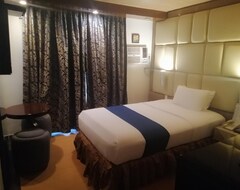 Hotel Blueberry Tourist (Danao City, Filipini)