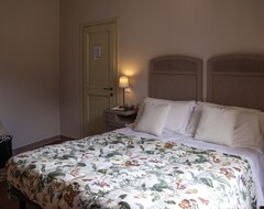 Hotelli La Locanda del Podestà (Riccò del Golfo di Spezia, Italia)