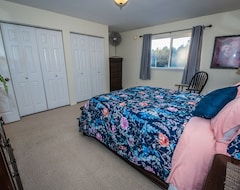 Tüm Ev/Apart Daire Clean, Quiet And Professionally Decorated. Close To All Amenities. (Kodiak, ABD)