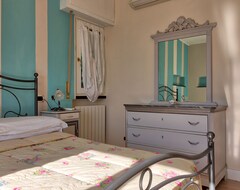 Casa/apartamento entero Villa With Sea Wiew, Spa, Air Conditioning, Elevator (Lavagna, Italia)