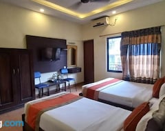 Hotel Middle Town (Pokhara, Nepal)