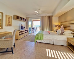 Apart Otel Cape Point Seafront Suites & Penthouse By Lov (Goodlands, Mauritius)
