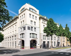 فندق NH Collection Salzburg City (سالزبورغ, النمسا)