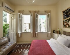 Hotel Authentic And Luminous 2bedroom Apartment With Private Balcony (Tel Aviv, Izrael)