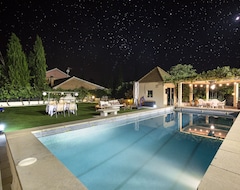 Casa/apartamento entero Large House With Pool, Sports Facilities And Barbecue Ideal For Families (Albolote, España)