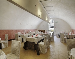 Castello Di Compiano Hotel Relais Museum (Compiano, Italy)