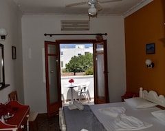 Khách sạn Hotel Minoa (Naoussa, Hy Lạp)