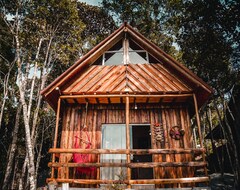 Koko talo/asunto Amazing Cabin With Jacuzzi, Águas Mornas - Sc (Águas Mornas, Brasilia)