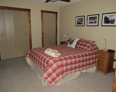 Hele huset/lejligheden Ski To The Door Of Our 2 Bed / 2 Bath Modern Mountain Condo Suite (Alberta, Canada)