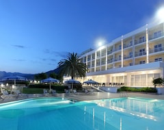 Khách sạn Messinian Bay Hotel (Mikri Mantineia, Hy Lạp)