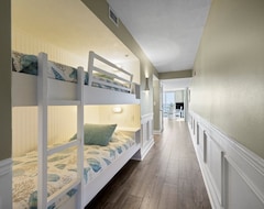 Otel 1 Bedroom, #1003 @ Pelican Beach..casual Florida Living (Destin, ABD)