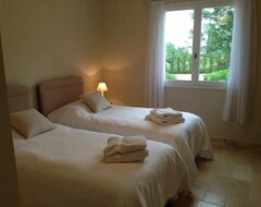 Hotelli Beautifully refurbished Charming Villa with heated pool, in picturesque Fayence (Fayence, Ranska)