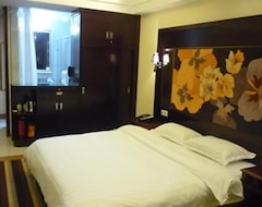 0liva Hotel (Foshan, Kina)