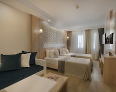 Otel Sealife Family Resort (Antalya, Türkiye)