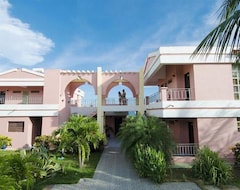 Khách sạn Carrusel Faro Luna (Cienfuegos, Cuba)