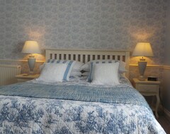 Hotel Comelybank Guesthouse (Crieff, United Kingdom)