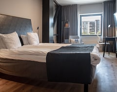 Quality Hotel 11 & Eriksbergshallen (Gothenburg, Sweden)