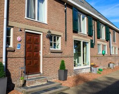 Toàn bộ căn nhà/căn hộ In The Farm Group Accommodation In The Netherlands (Meerkerk, Hà Lan)
