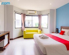 Hotel Happy By Jan Guesthouse (Hua Hin, Thailand)