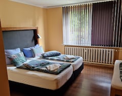 Hotel Pension Stechlinsee (Stechlin, Alemania)