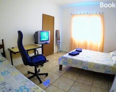 Entire House / Apartment Casa Central Em Para De Minas (Pará de Minas, Brazil)