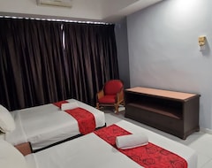 Hotelli Leisure Cove Hotel And Apartments (Tanjung Bungah, Malesia)