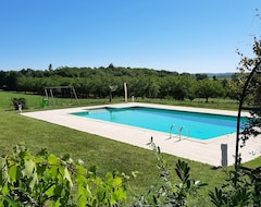 Tüm Ev/Apart Daire Spacious And Beautifully Situated Gite With Large Pool And Lots Of Privacy (Salviac, Fransa)