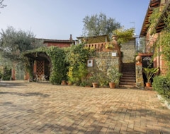 Toàn bộ căn nhà/căn hộ Vacation Home Borgo Della Limonaia In Montecatini Terme - 4 Persons, 2 Bedrooms (Pieve a Nievole, Ý)