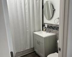 Cijela kuća/apartman Tasteful Four-bedroom, Three-bathroom Home In Scottsbluff Is Ready For You! (Skotsblef, Sjedinjene Američke Države)