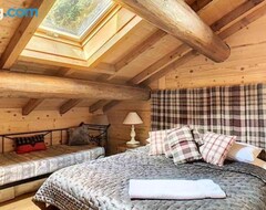 Cijela kuća/apartman Family Chalet, Stunning Views & Beautiful Rooms (La Côte-d'Arbroz, Francuska)
