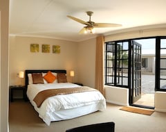 Hotel Palm Beach Guesthouse (Port Elizabeth, South Africa)