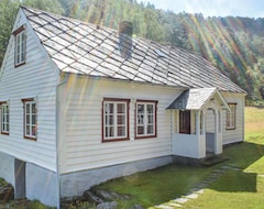 Entire House / Apartment 3 Bedroom Accommodation In Nordtveitgrend (Fusa, Norway)