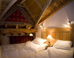 Casa/apartamento entero Beautifully Restored Chalet - Ideal For 3 Valleys Skiing (Saint-Jean-de-Belleville, Francia)