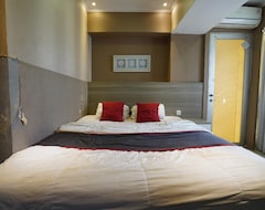 Khách sạn Capital O 92981 Apartemen The Jarrdin By Gold Suites Property (West Bandung, Indonesia)