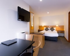Khách sạn Bay Hotel Apartments (Sandy Bay, Úc)