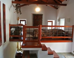 Hele huset/lejligheden Kalivi Elena, Ein Traditionelles, Restauriertes Steinhaus In Platanias, Pilion. (Argalasti, Grækenland)