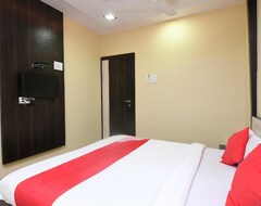 Hotel OYO 24048 Shree Krishna Palace (Mangalore, Indija)