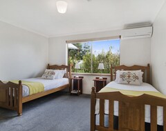 Bed & Breakfast Shambhala Guesthouse (Port Douglas, Australia)