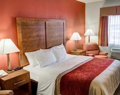 Hotel Comfort Inn & Suites North Greenfield (Greenfield, Sjedinjene Američke Države)
