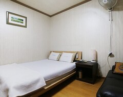 Khách sạn Budget Grand Motel (Yesan, Hàn Quốc)