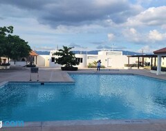 Hele huset/lejligheden Impeccable 2-br Apartment-ornella Villa At Bayfront Villa (Portmore, Jamaica)