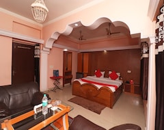 OYO 33455 Hotel Shivam (Baharampur, Hindistan)